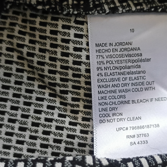 Rafaella Black and White Polka Dot Cropped Pants - Picture 10 of 15